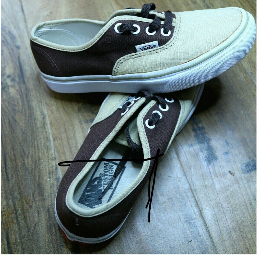 Custom Design Vans - Picture 12 of 14